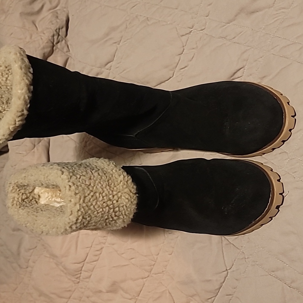 No brand size 8, short heel lined boots, worn once - Picture 2 of 6